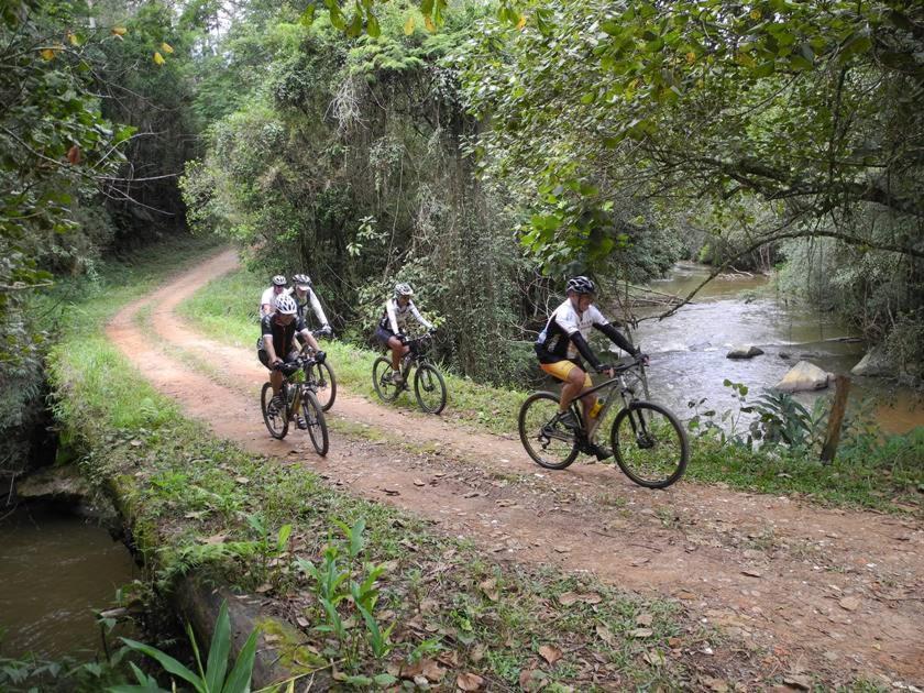 Pousada Canto Do Lago Piracaia Εξωτερικό φωτογραφία